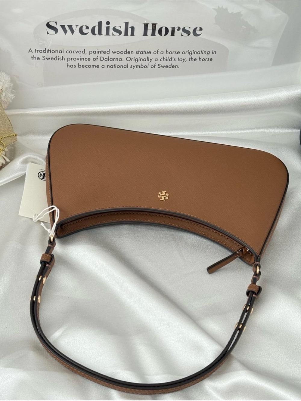 Tory Burch Emerson Shoulder Bag - Picture 7 of 9